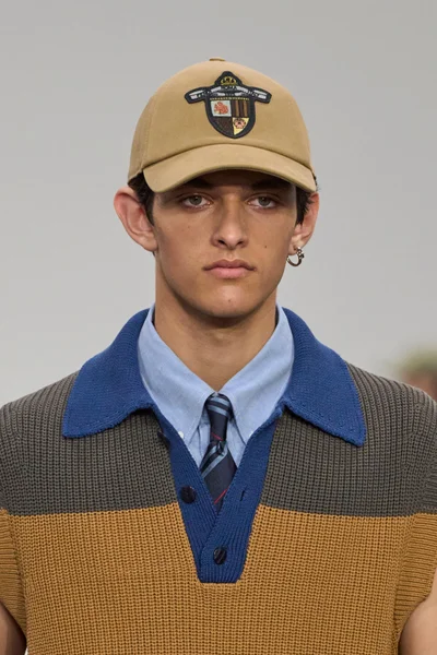 Look 52